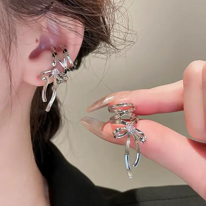 Boucles d'oreilles à clip en alliage de zinc or jaune clair style nœud papillon pour femmes mode classique Kpop danse ballet occasions spéciales