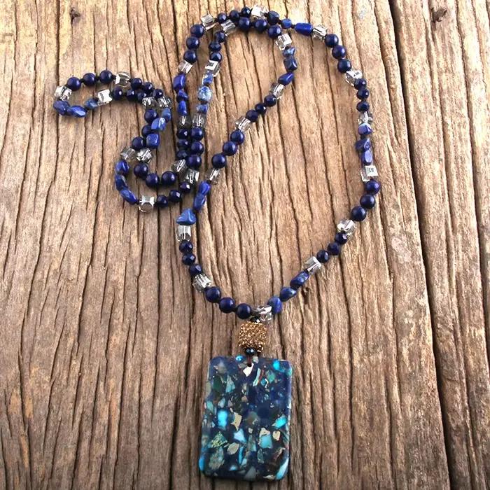 Collier Boho en cristal de charbon naturel de forme aléatoire