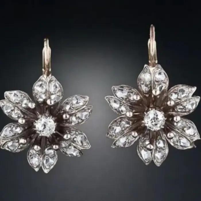 Boucles d'oreilles incrustées de biscuits brillants pour femmes