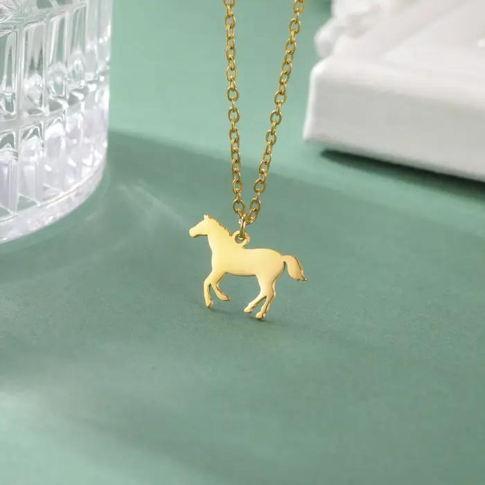 Collier en acier inoxydable avec pendentif cheval pour homme et femme, bijou animal de compagnie romantique et mignon pour occasions spéciales et quotidienne