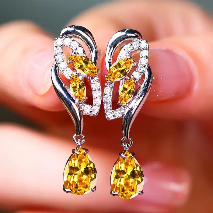 Boucles d'Oreilles à Clip en Argent Plaqué Zircone Cubique Géométrique Élégantes pour Femme Occasions Spéciales