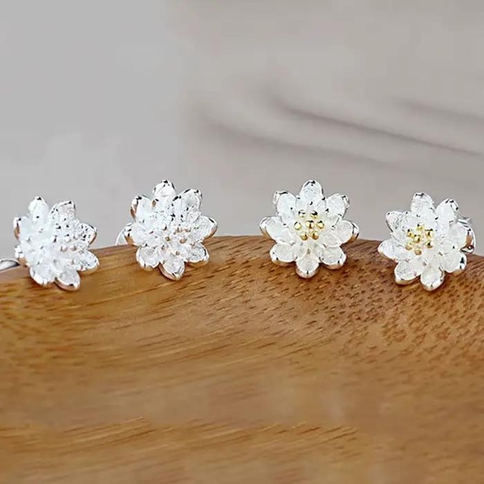 Bijoux en gros, élégants et tendance pour femme, cadeau de mariage, petites boucles d'oreilles en argent sterling 925 en forme de lotus frais, Ys294