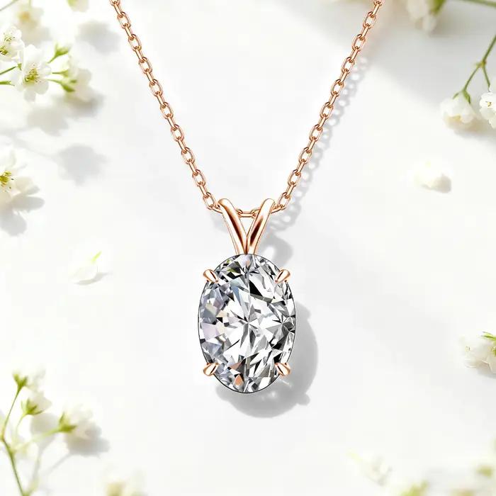 Collier pendentif solitaire en moissanite taille ovale pour femme