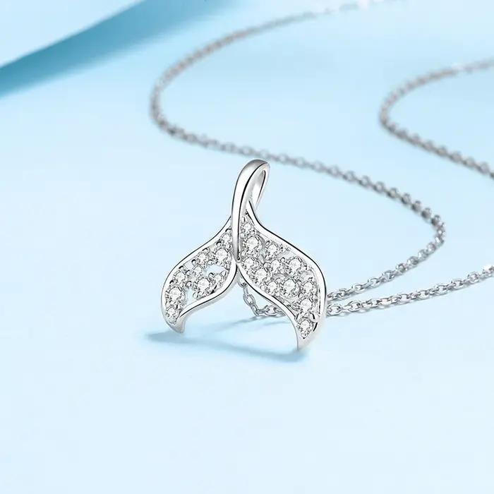 Collier Sirène Dauphin en Argent Sterling 925 Serti de Moissanite D Color pour Fêtes et Occasions Spéciales Bébé Sirène Design Romantique