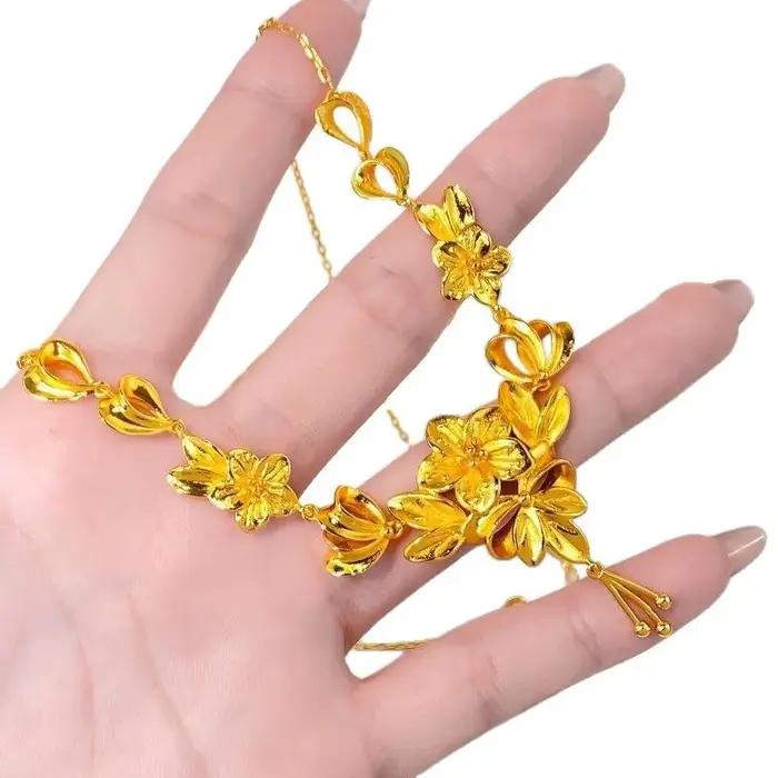 Collier pendentif fleur couleur or pur 18 carats pour femmes