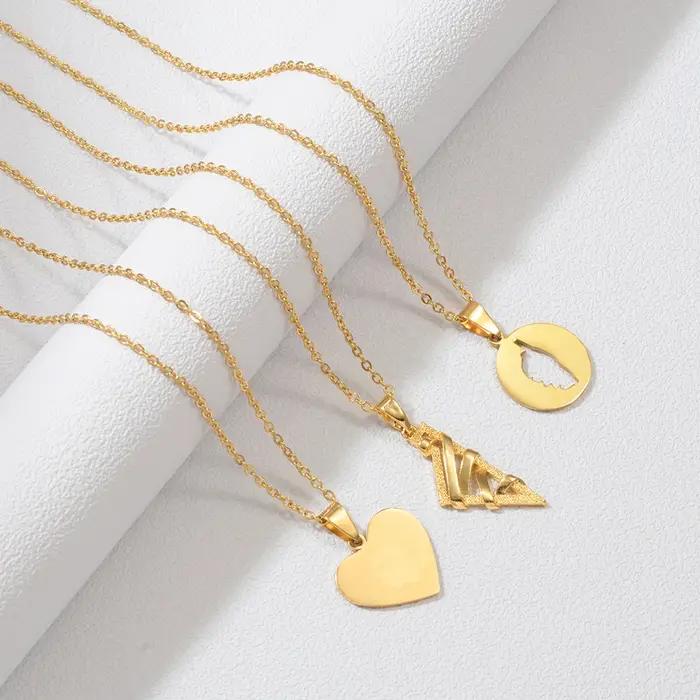 Colliers avec pendentif style Corse et Sardaigne pour femme