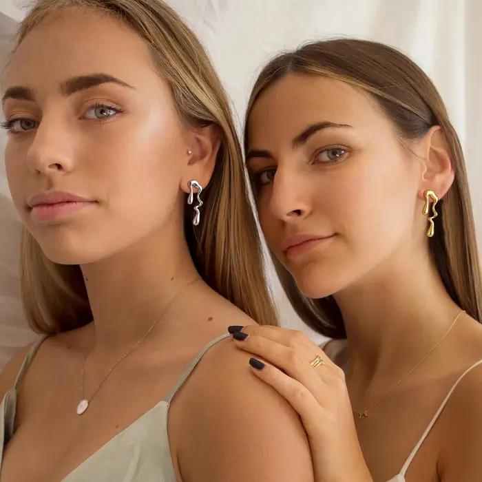 Boucles d'oreilles de déclaration en forme de goutte d'eau irrégulière pour femmes