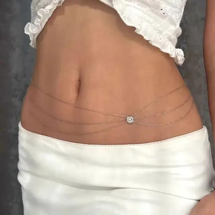 Chaîne de taille en métal tendance pour l'été, design multi-couches de luxe avec strass, ajustement parfait, accessoire pour robe en jean pour femme, cadeaux de mode 2026