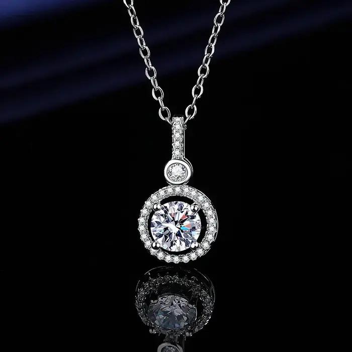 Collier pour femmes en argent sterling S925 avec diamant de laboratoire plaqué or blanc