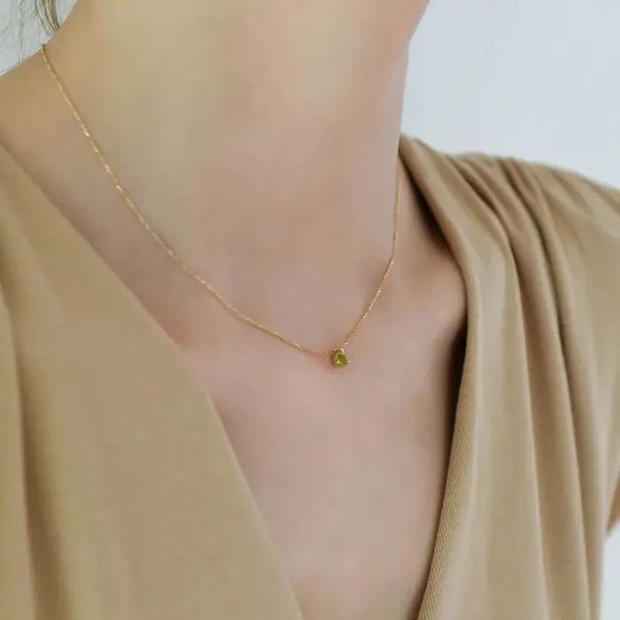 Collier de luxe en argent incrusté vert Olive pour femme