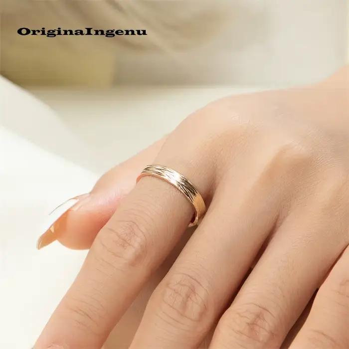 Bague optique remplie d'or 14 carats faite à la main, bague d'empilage personnalisée, bijoux délicats, bijoux simples et étanches