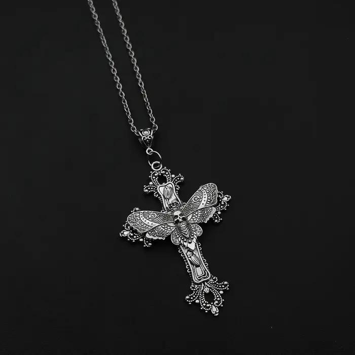 Grand collier croix chauve-souris pendentif filigrane florale style gothique vintage victorien super