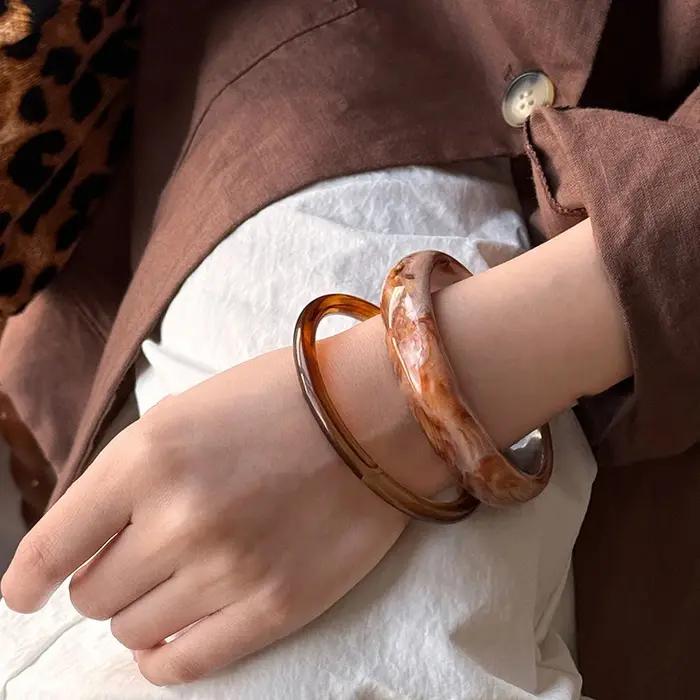 Grand Bracelet large irrégulier pour femmes