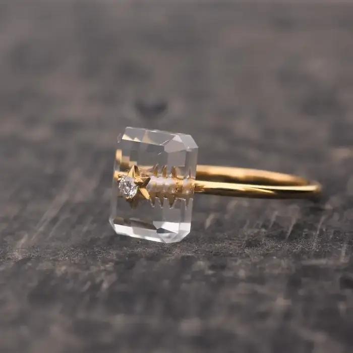 Bague en Argent Rectangulaire avec Ouverture Unique pour Femme