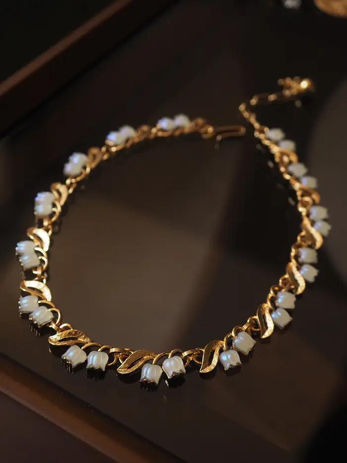 Belle Epoque Lily Of The Valley Ensemble de bijoux vintage en or 14 carats rempli de calcédoine florale
