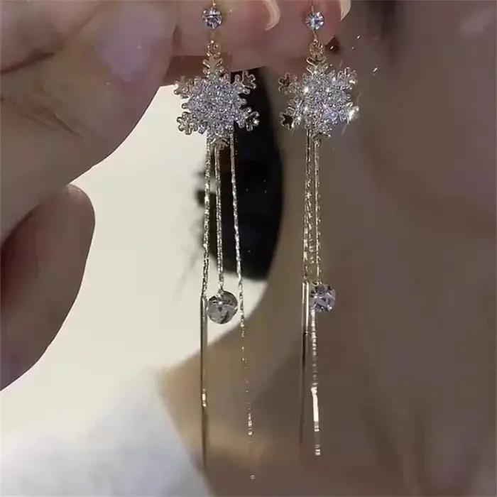Boucles d'oreilles longues étoiles en Zircon scintillant pour femmes, strass exquis, flocon de neige
