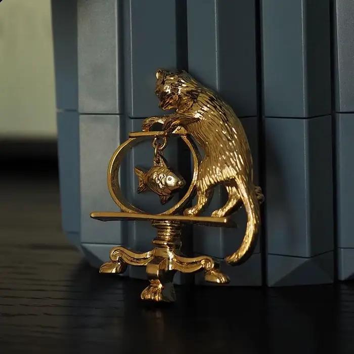 Bijoux antiques chat Vintage pêche broche personnalité