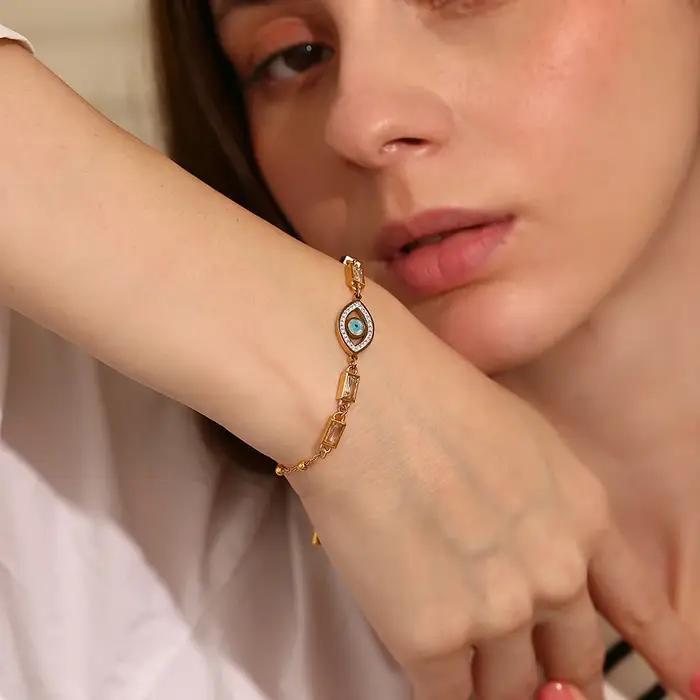 Bracelet Rectangulaire en Strass Blancs et Yeux Élégant à Offrir pour Femmes Occasions Spéciales Acier Inoxydable Plaqué Or 18K