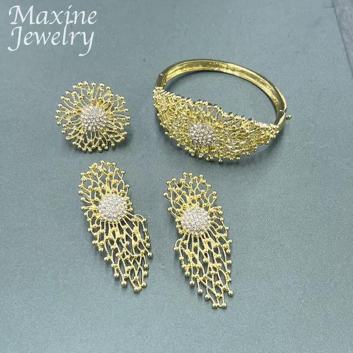 Ensemble de bijoux plaqué or 18 carats pour femme