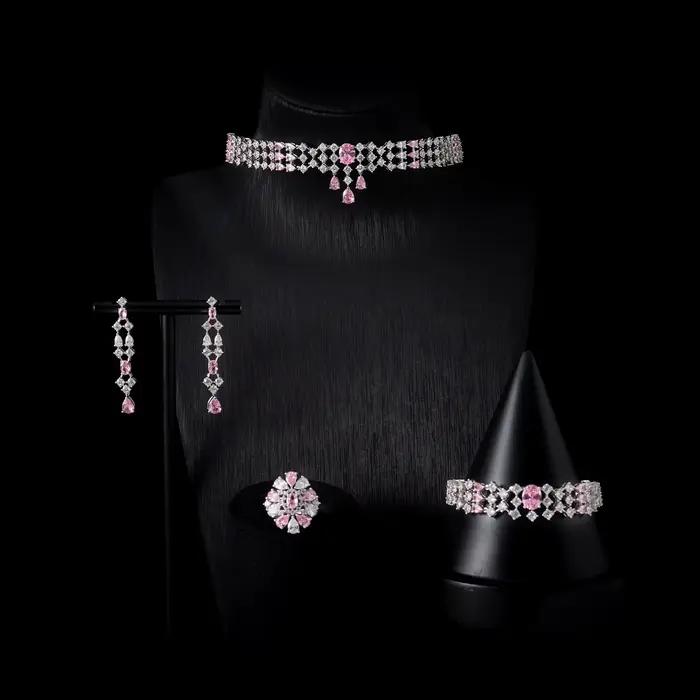 Ensemble de bijoux de mariée en zircon cubique à la mode pour femmes occasions spéciales colliers ras du cou boucles d'oreilles bracelet bague