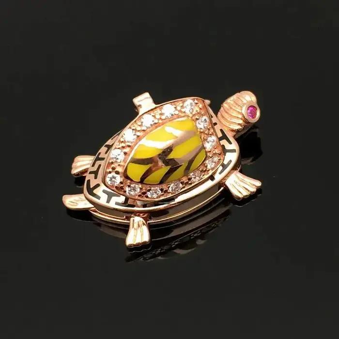 Inspiration incrustée de diamant 585 or violet Double couche pendentif tortue dorée plaqué or Rose 14K collier bijoux de Banquet