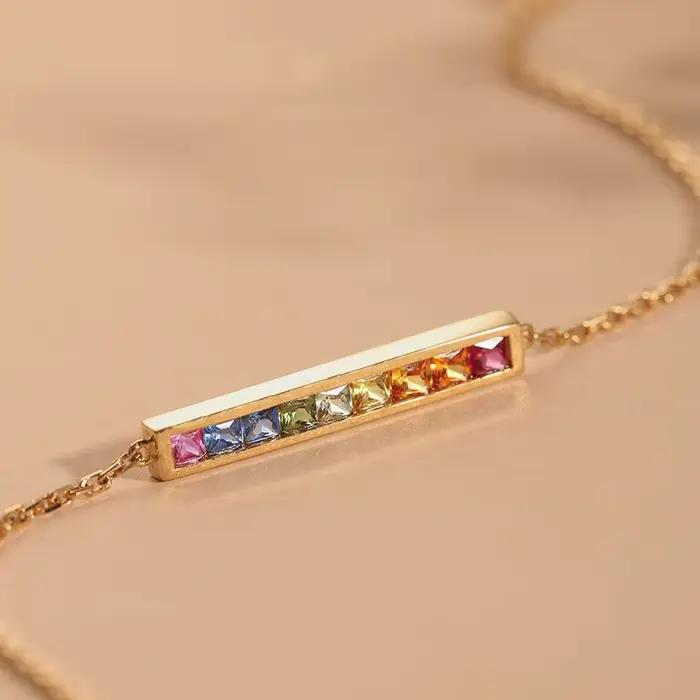 Bracelet classique léger de luxe pour femmes