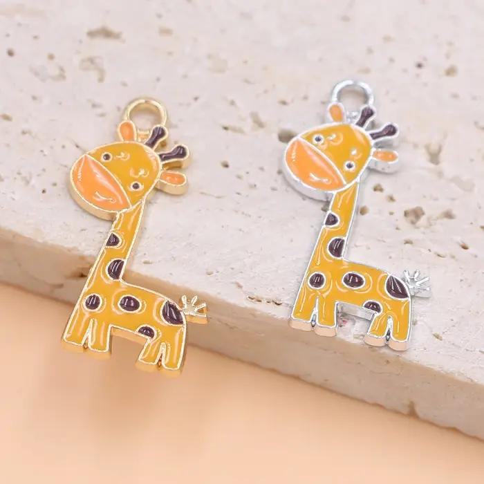 Pendentif girafe en émail jaune plaqué or élégant bracelet exécutif boucles d'oreilles collier artisanat bijoux occasions spéciales