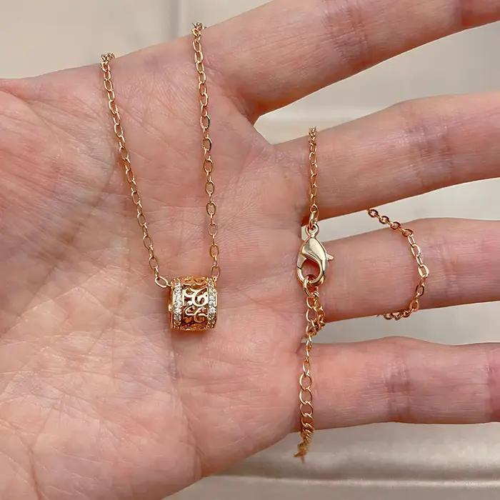 Collier en or rose 585 avec zircon naturel pour femmes, élégant et raffiné pour occasions spéciales et cadeaux
