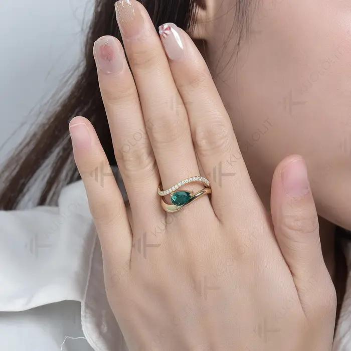 Kuololit 1.5CT Lab Grown Émeraude et Moissanite Ensemble de bagues pour femmes et hommes Bague en or massif 14K 10K pour cadeaux de fiançailles d'anniversaire