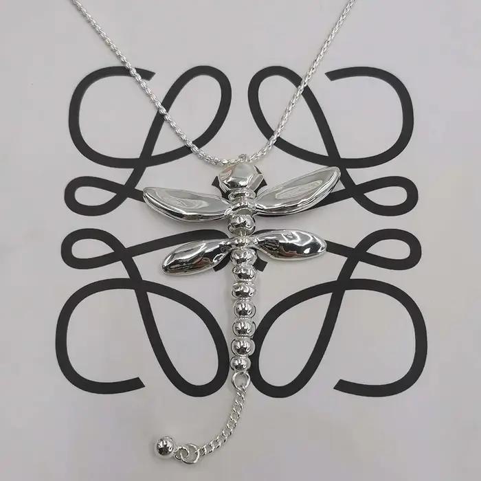 Collier libellule en argent au Design Unique
