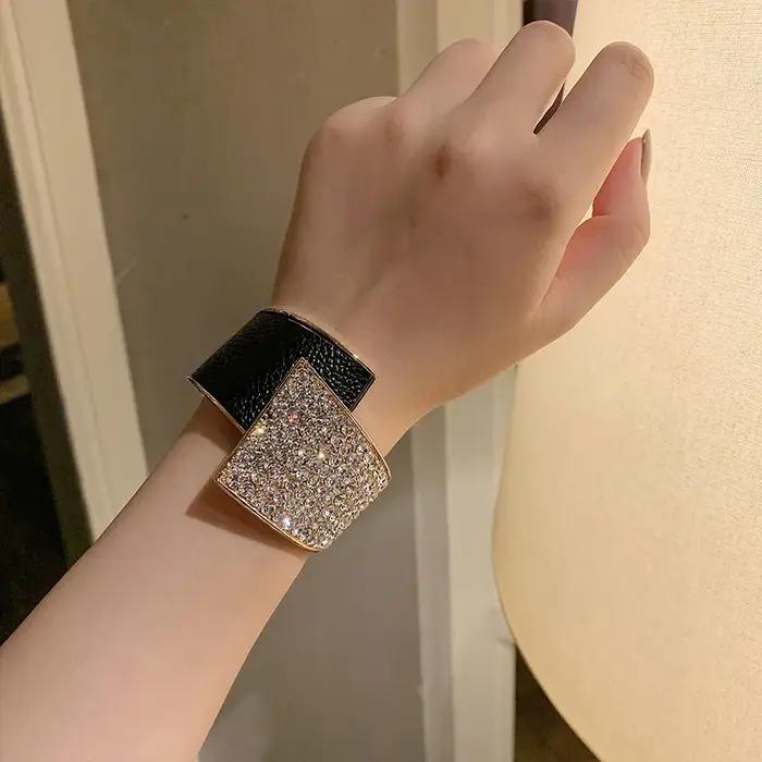 Nouveau bracelet élastique en alliage de cuir incrusté de diamants pour femmes