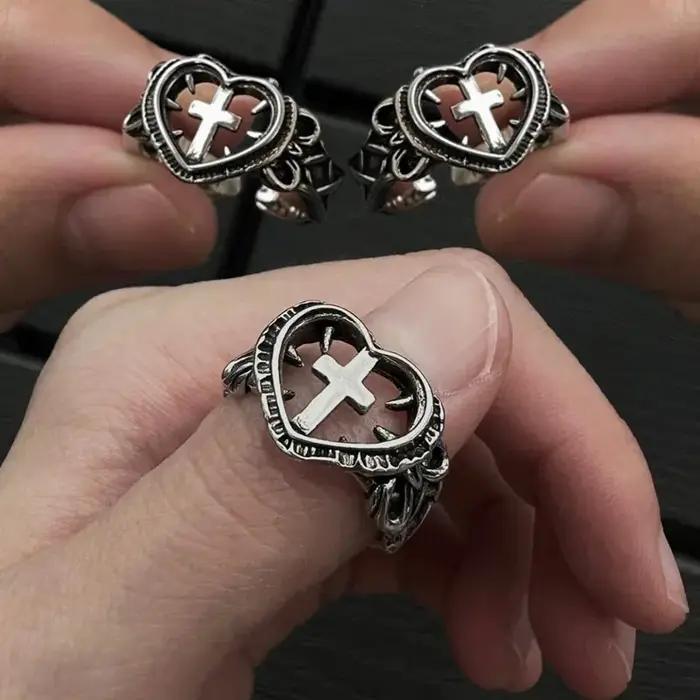 Bague croix ajourée Taboo Kiss en alliage de zinc pour femmes hommes unisexe style punk gothique occasions spéciales
