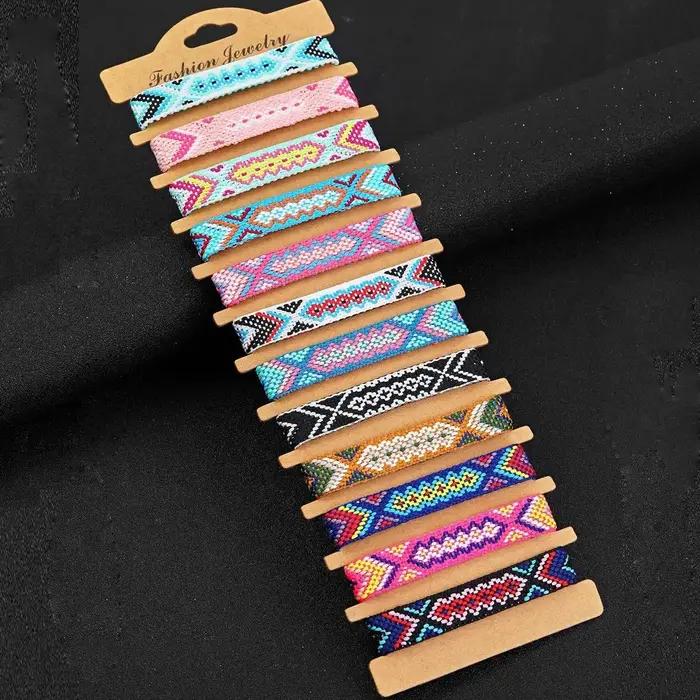 Bracelets d'amitié tissés bohèmes avec fermeture à nœud coulissant en polyester pour femmes et filles pour diverses occasions et cadeaux d'amitié