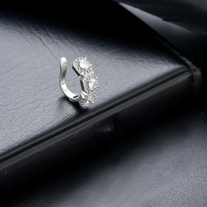1 pièce Boucle d'oreille clip géométrique en cristal CZ en forme de feuille pour femme sans perçage,