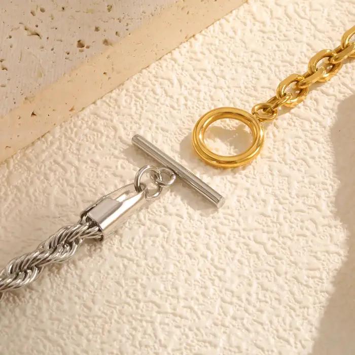 Bracelet PVD Torsadé en Acier Inoxydable Pour Femmes Occasions Spéciales Style Moderne Élégant