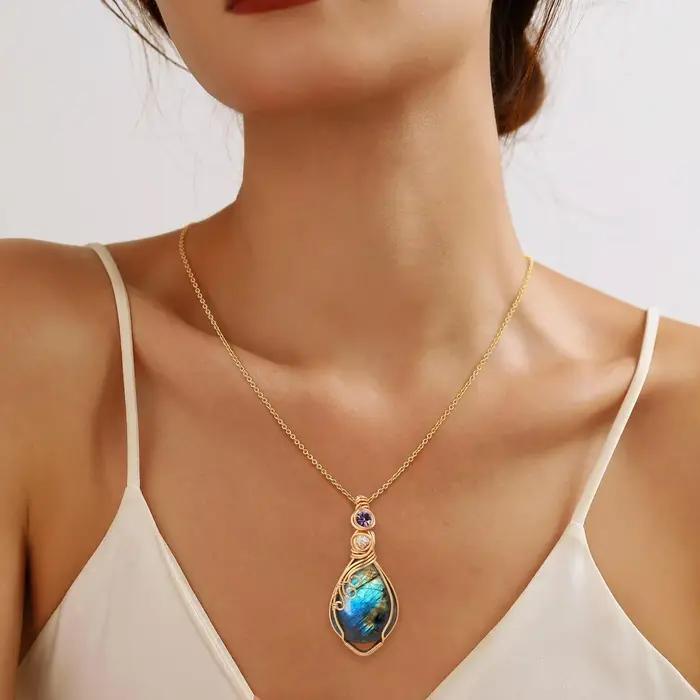 Labradorite pierre précieuse naturelle cristal pendentif