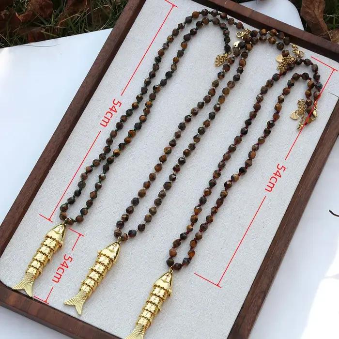 Collier avec pendentif en forme de poisson doré pour femmes
