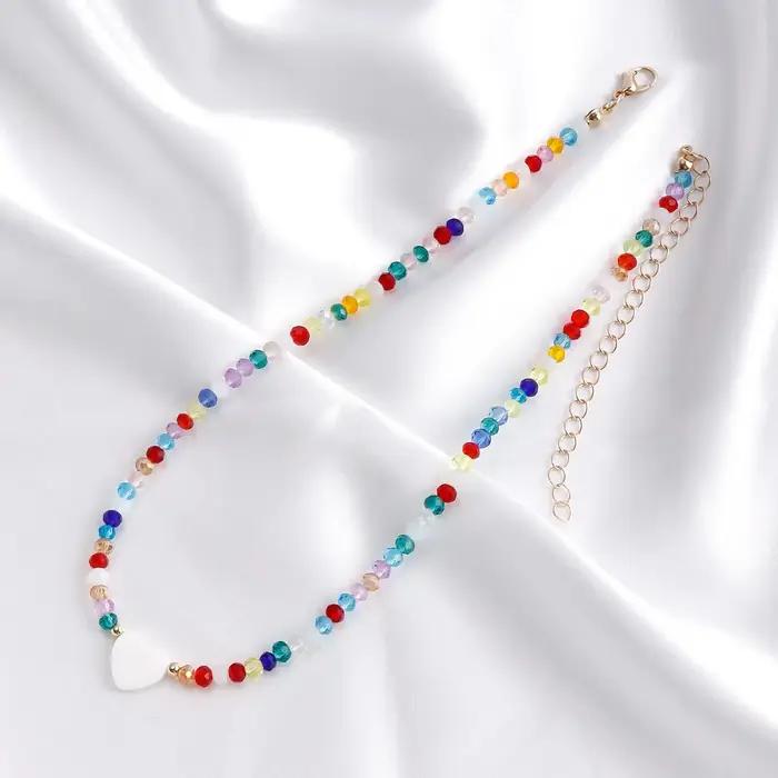 Collier de perles de rocaille colorées avec pendentif en forme de cœur pour femmes