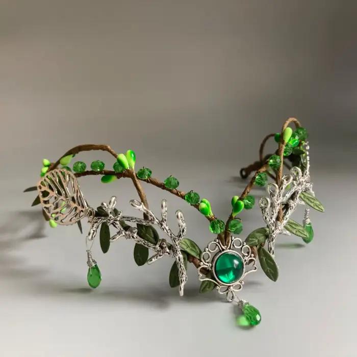 Diadème de la forêt enchantée émeraude lune branches couronne elfique cosplay pour femme aventures spéciales