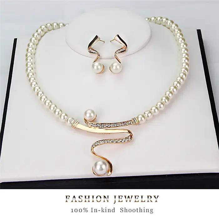 Ensemble de bijoux perles élégants pour femmes, collier en biscuits perlé, boucles d'oreilles pour sorties et mariages, nouveau style, 3 pièces par ensemble