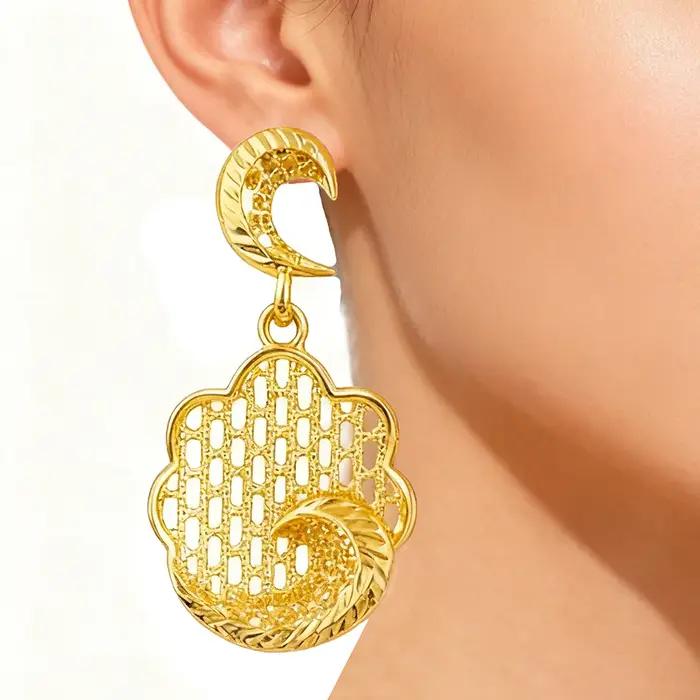 Ensemble de bijoux en or 24 carats plaqué pour femmes occasions spéciales collier et boucles d'oreilles haut de gamme