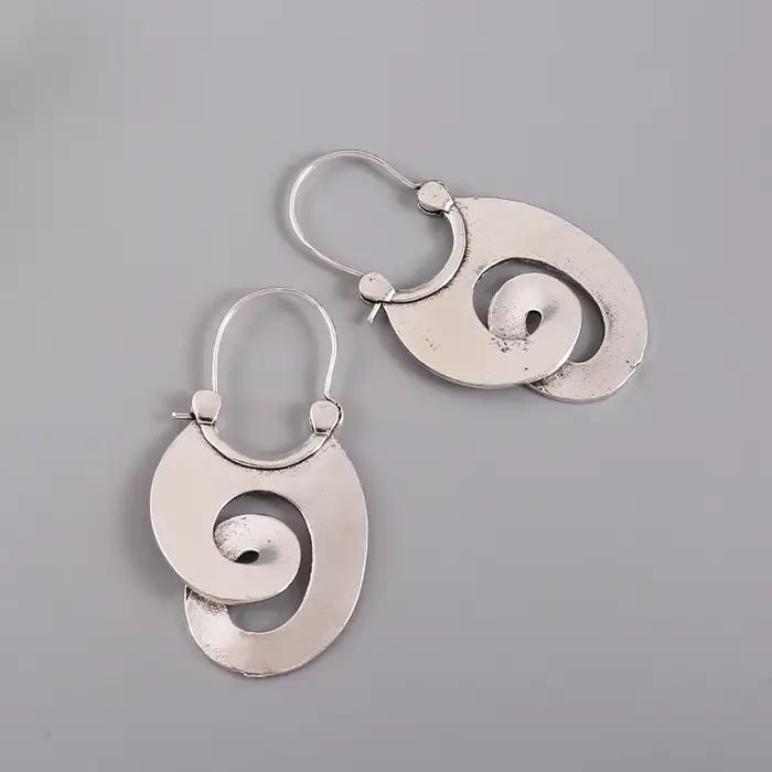 Boucles d'oreilles créoles en métal pour femmes
