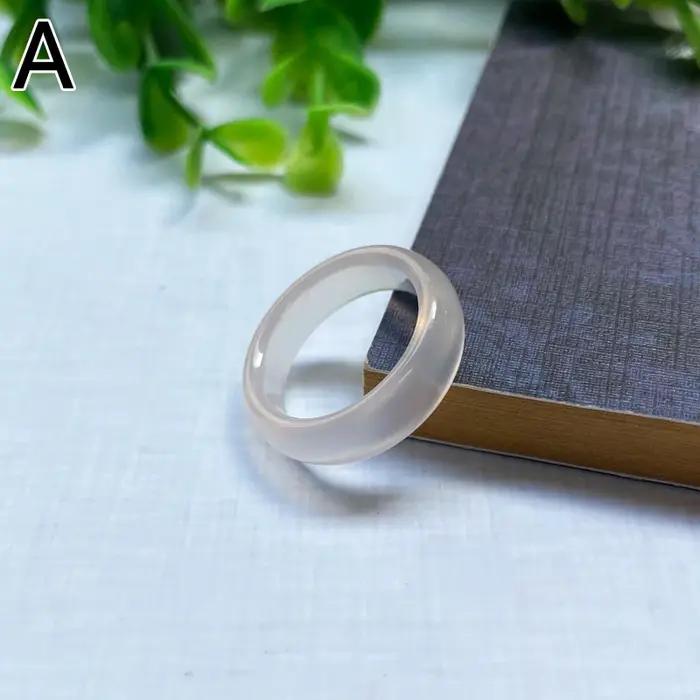 Bague en agate verte sculptée à la main pour femme bijou unique à offrir pour les occasions spéciales soirée élégante