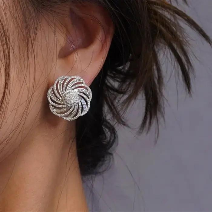 Boucles d'oreilles fleur de charme pour femmes