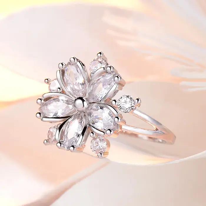 Bagues de fiançailles princesse Sakura élégantes pour mariée