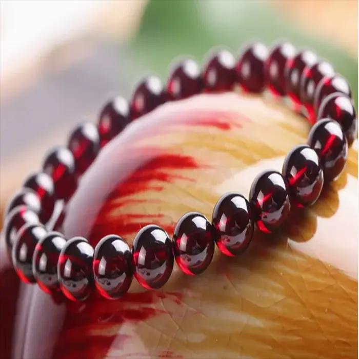 Bracelet en perles de pierre de grenade rouge naturelle de haute qualité
