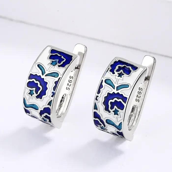 925 argent classique créatif à la main bleu émail boucles d'oreilles pour dames fleur forme