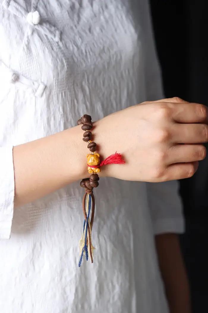 Bracelet mignon de grain de café pour des dames