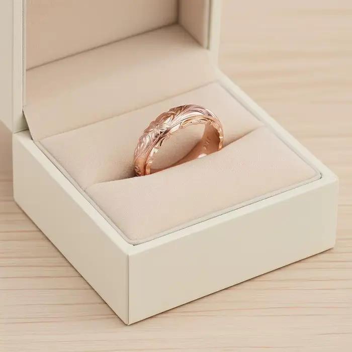 Bague en or rose sculptée en forme de rose suspendue pour femmes