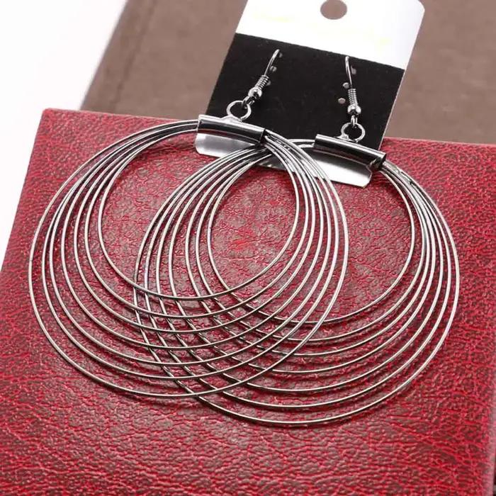 Boucles d'oreilles rondes en métal doré pour femmes et filles